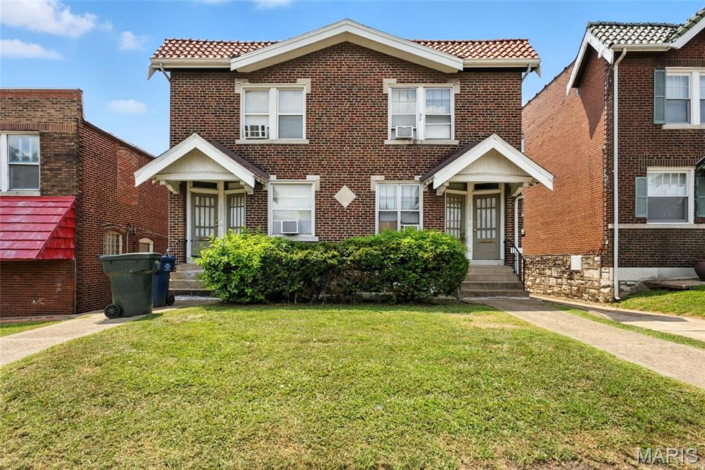 Photo of 5006 - 5008 Chippewa St Louis MO 63109
