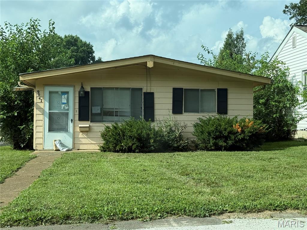 Photo of 9047 Kathlyn Drive St Louis MO 63134