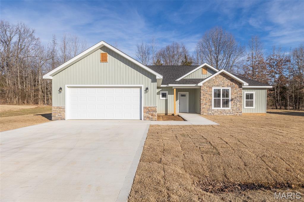 Photo of 265 Berkshire Drive Poplar Bluff MO 63901