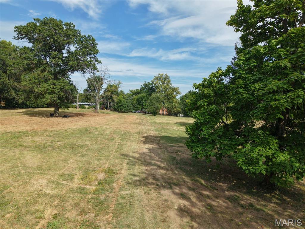 Photo of 2062 N Ballas Road Des Peres MO 63131