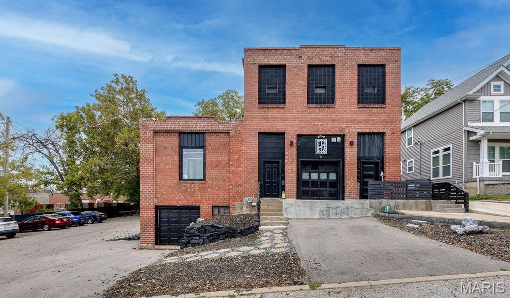 Photo of 3723 Commonwealth Avenue Maplewood MO 63143