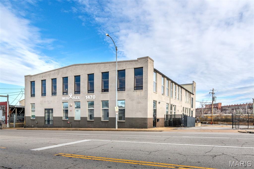 Photo of 1470 S Vandeventer Avenue St Louis MO 63110