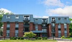 Photo of 450 W Adams Avenue #18 Kirkwood MO 63122