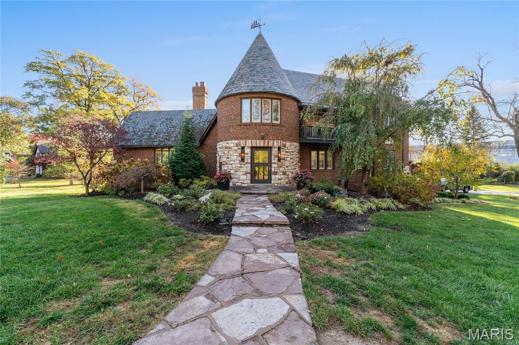 Photo of 1250 Hampton Park Drive St Louis MO 63117