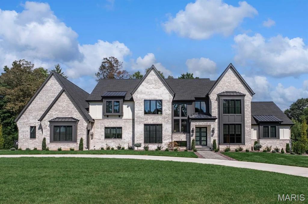 Photo of 2056 N Ballas Road Des Peres MO 63131