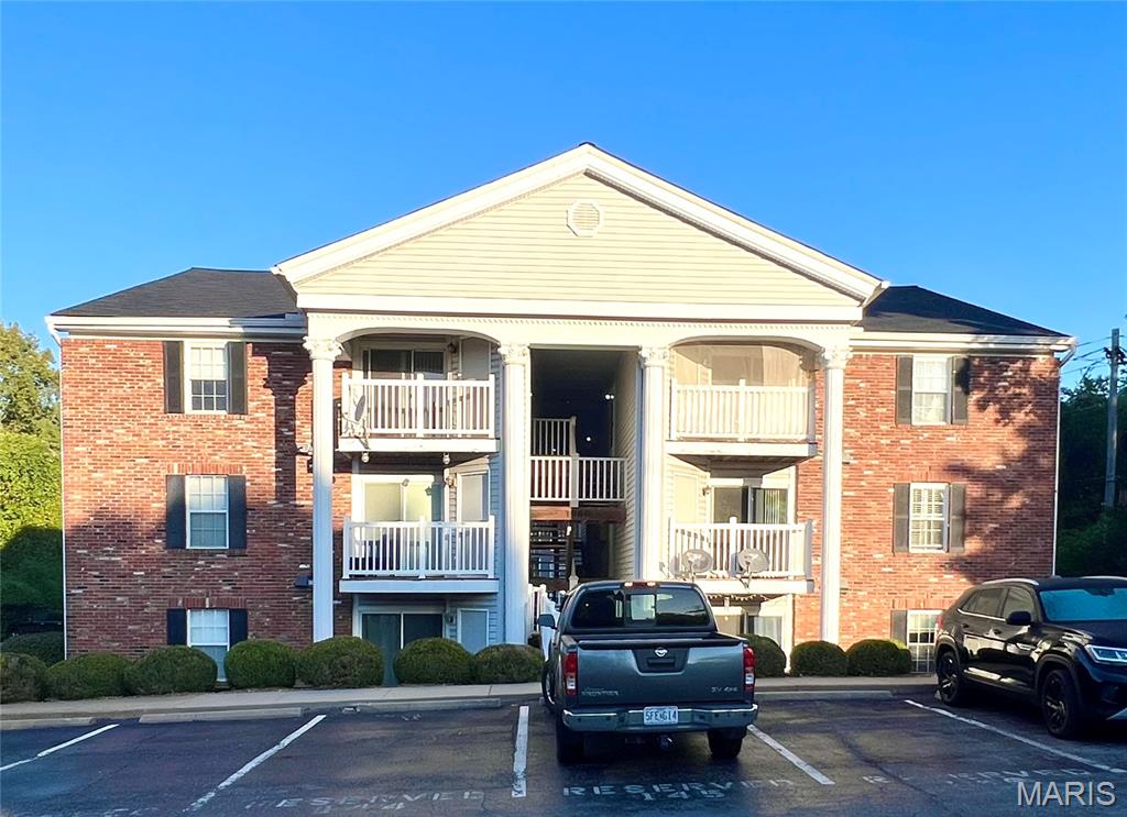 Photo of 1960 Marine Terrace Drive #H Maryland Heights MO 63146