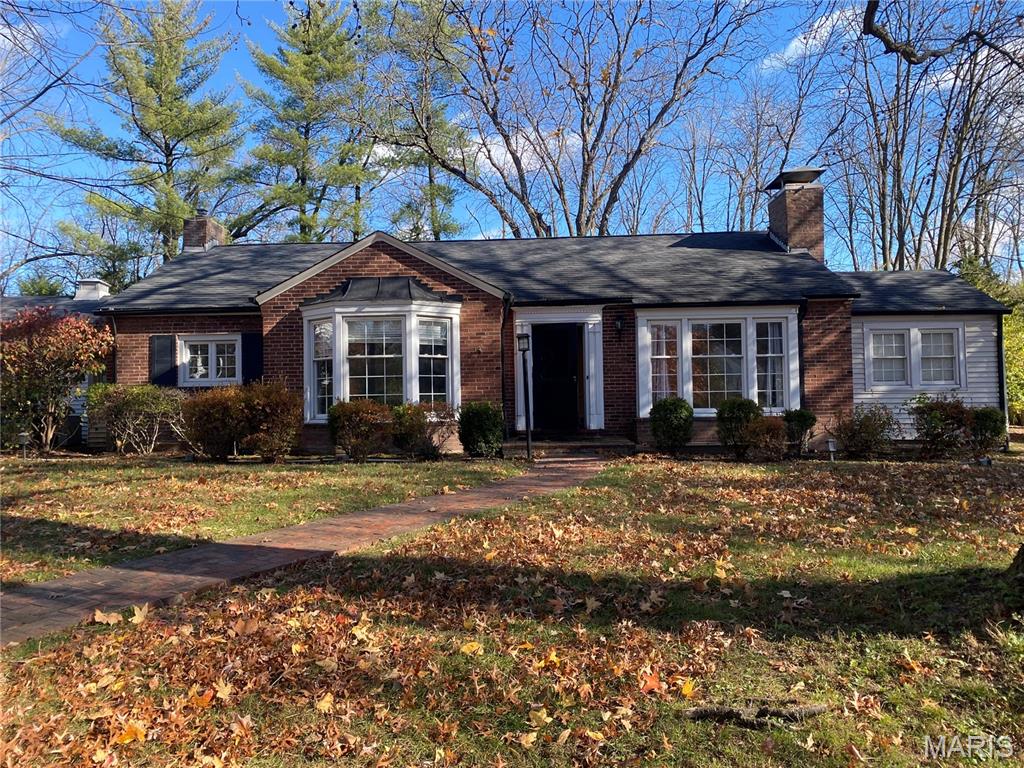 Photo of 8 Narragansett Ladue MO 63124