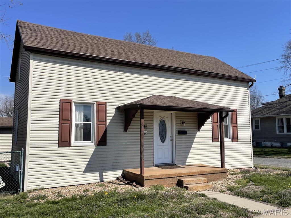 Photo of 889 N 1st Street Breese IL 62230