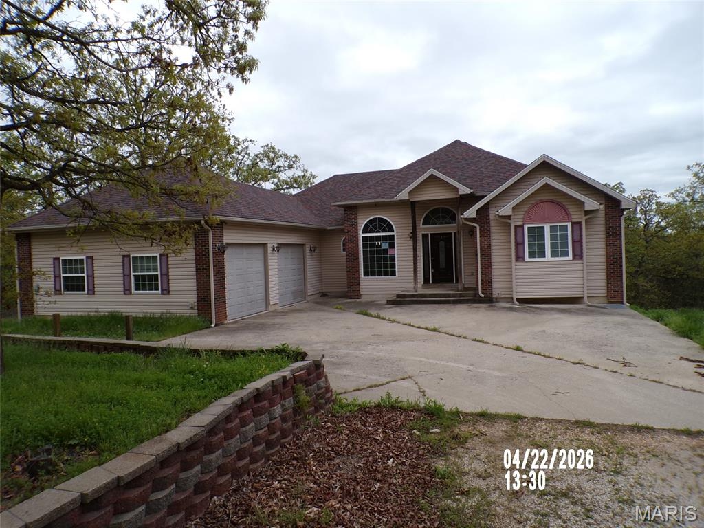 Photo of 38 Pemberton Lane Brumley MO 65017