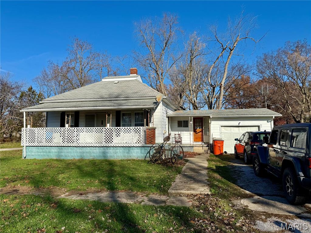 Photo of 109 W Willow Street Sorento IL 62086