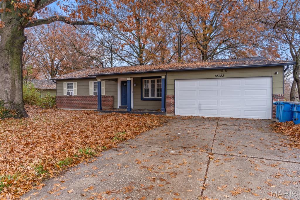 Photo of 12322 Spanish Pond Road St Louis MO 63138