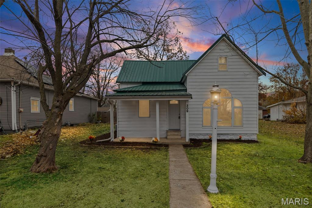 Photo of 309 S Euclid Avenue Marissa IL 62257