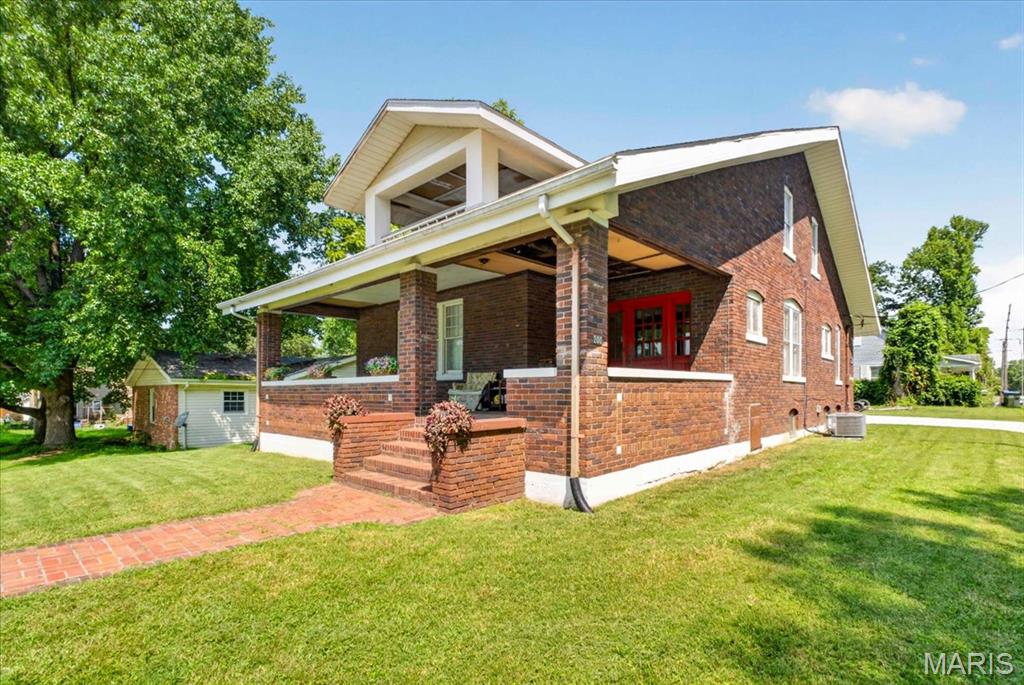 Photo of 200 N Market Street New Athens IL 62264