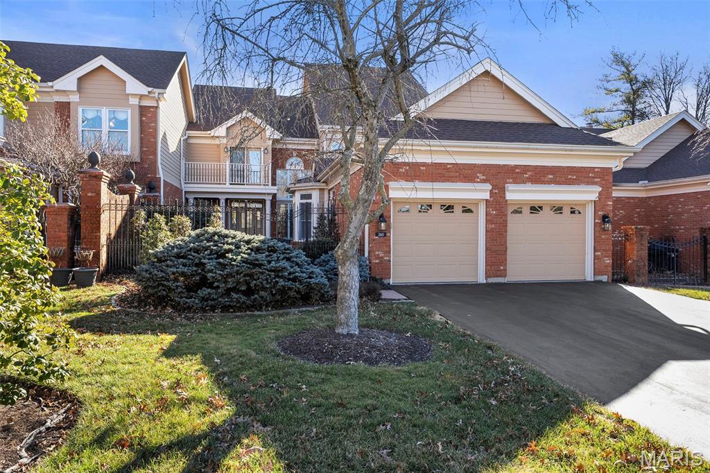 Photo of 260 Carlyle Lake Drive Creve Coeur MO 63141