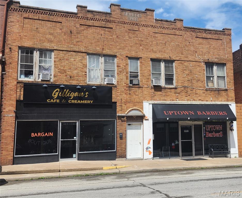 Photo of 104-106 W Stacey Street Chester IL 62233