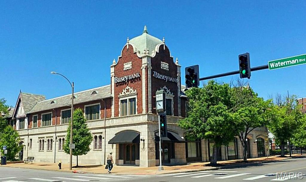 Photo of 415 DeBaliviere Avenue #101 St Louis MO 63112