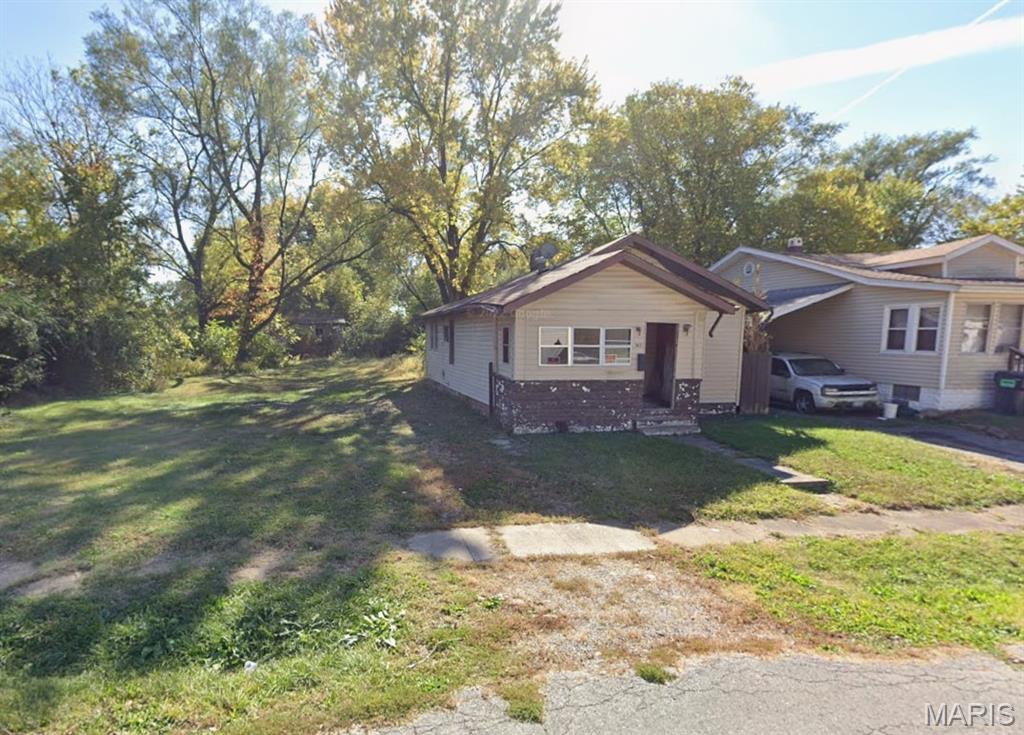 Photo of 5632 Portland Place East St Louis IL 62204