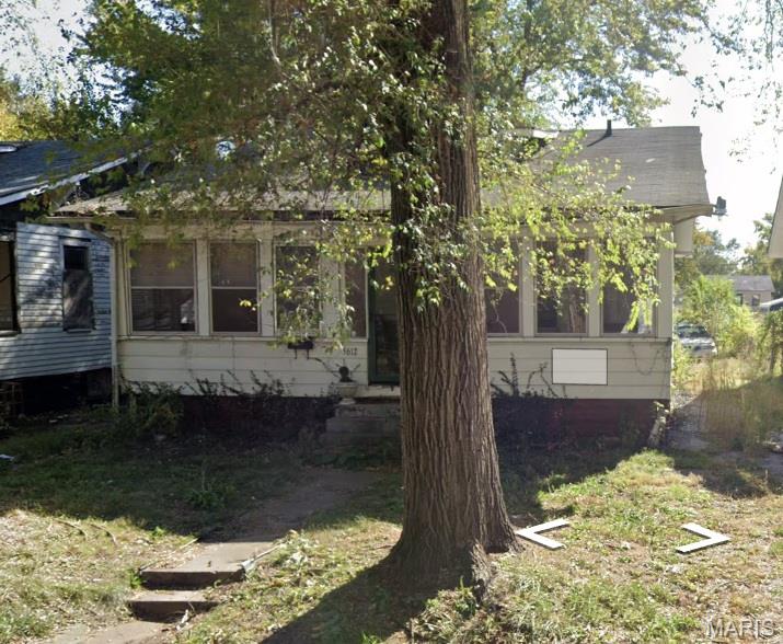 Photo of 5612 Portland Place East St Louis IL 62204