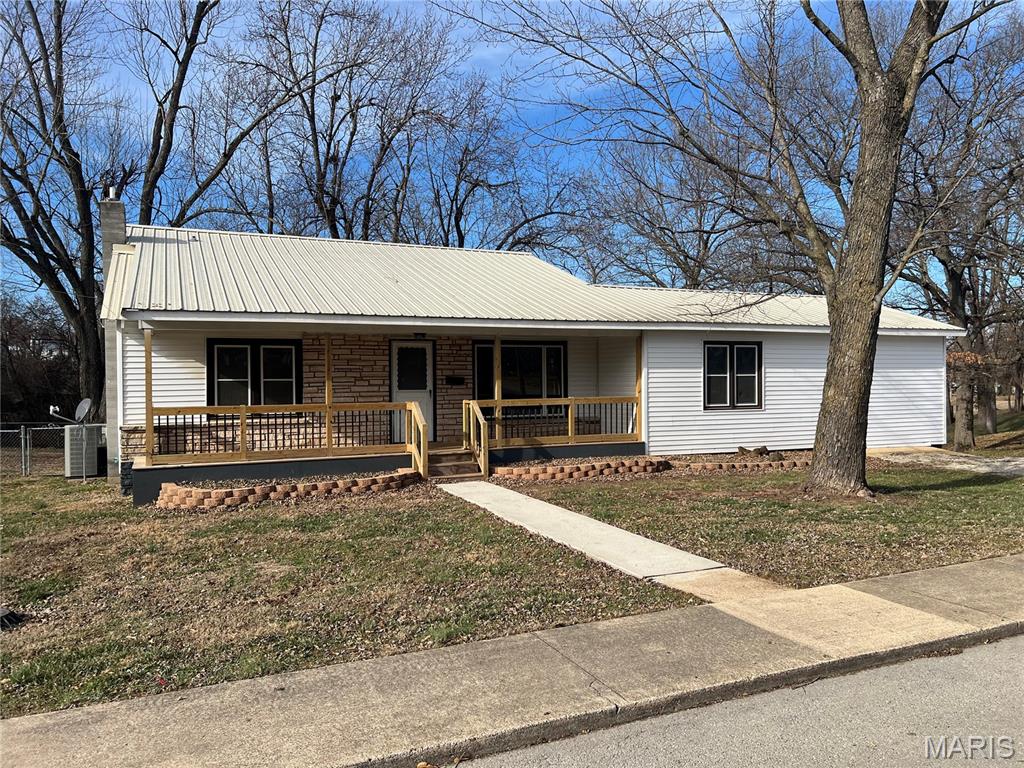 Photo of 101 Hickory Salem MO 65560