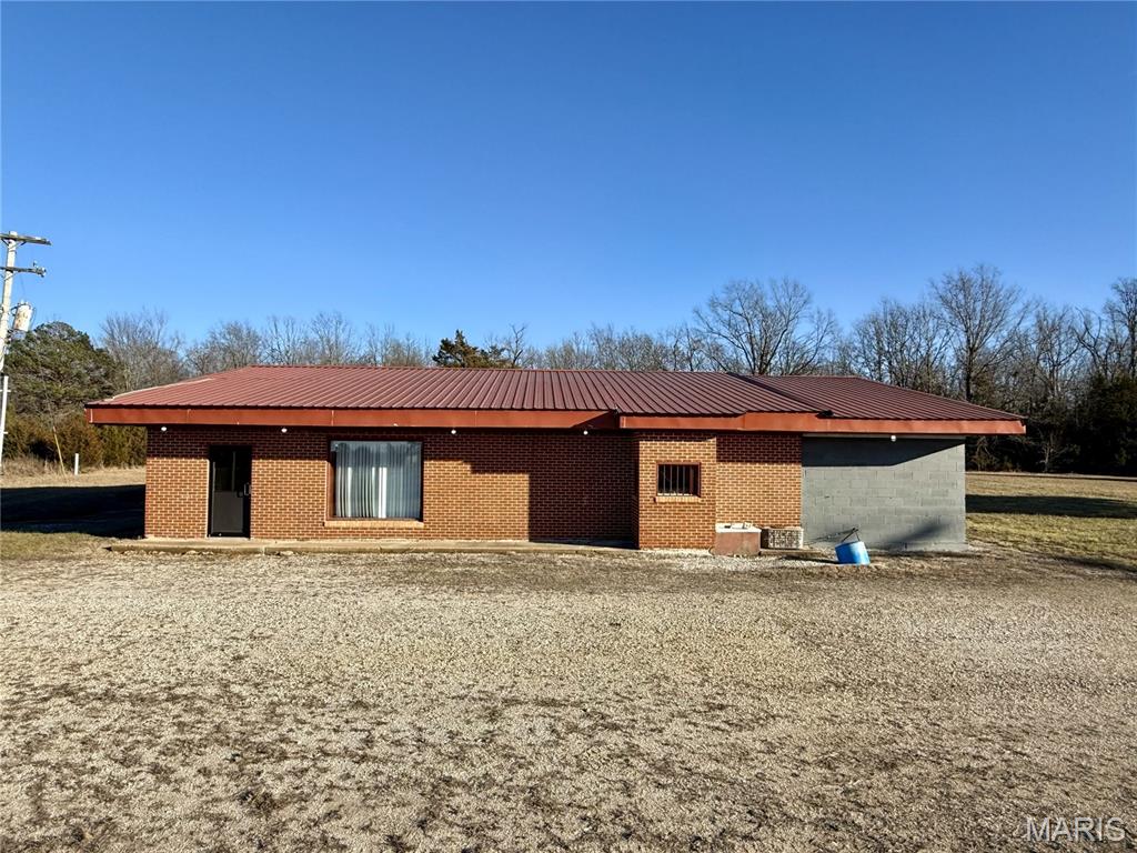 Photo of 12840 Highway 17 Roby MO 65557