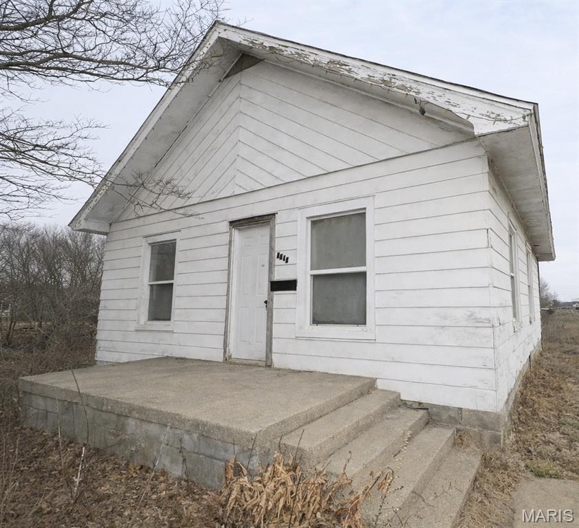Photo of 1001 N Poplar Street Centralia IL 62801
