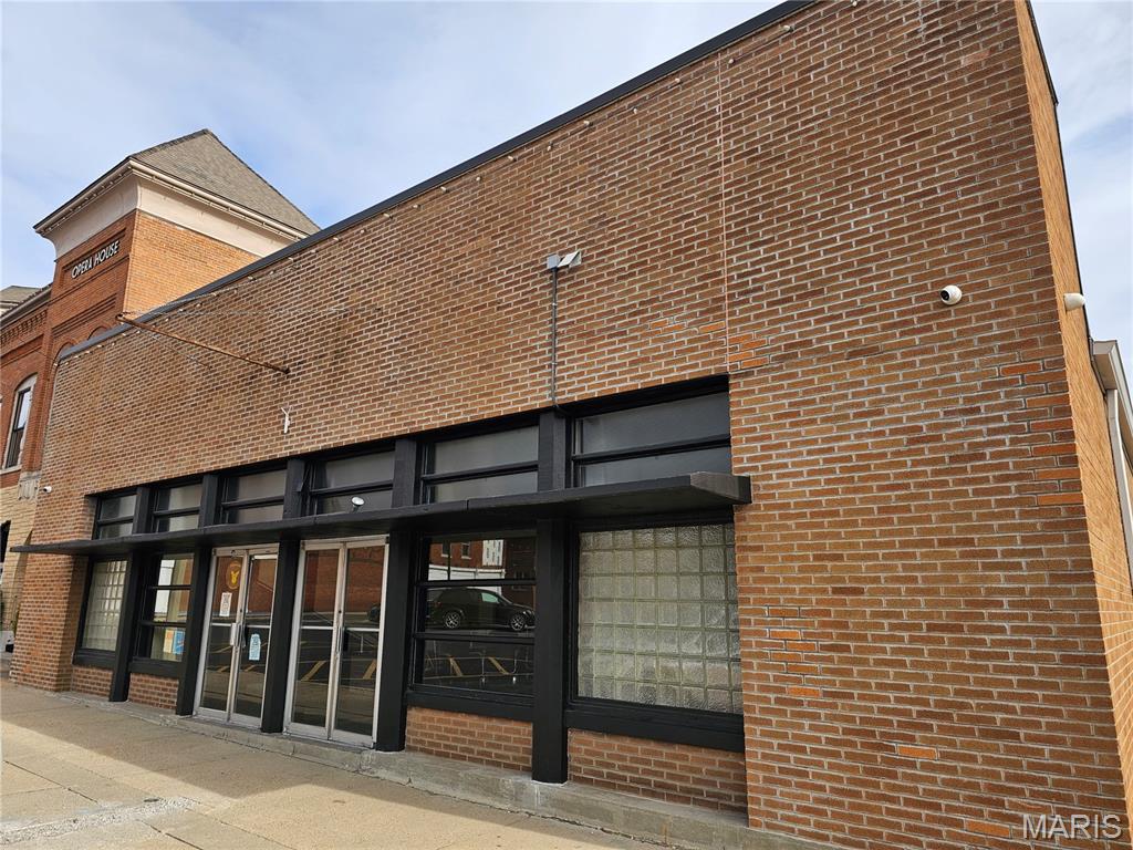 Photo of 411 S Main Street Hillsboro IL 62049