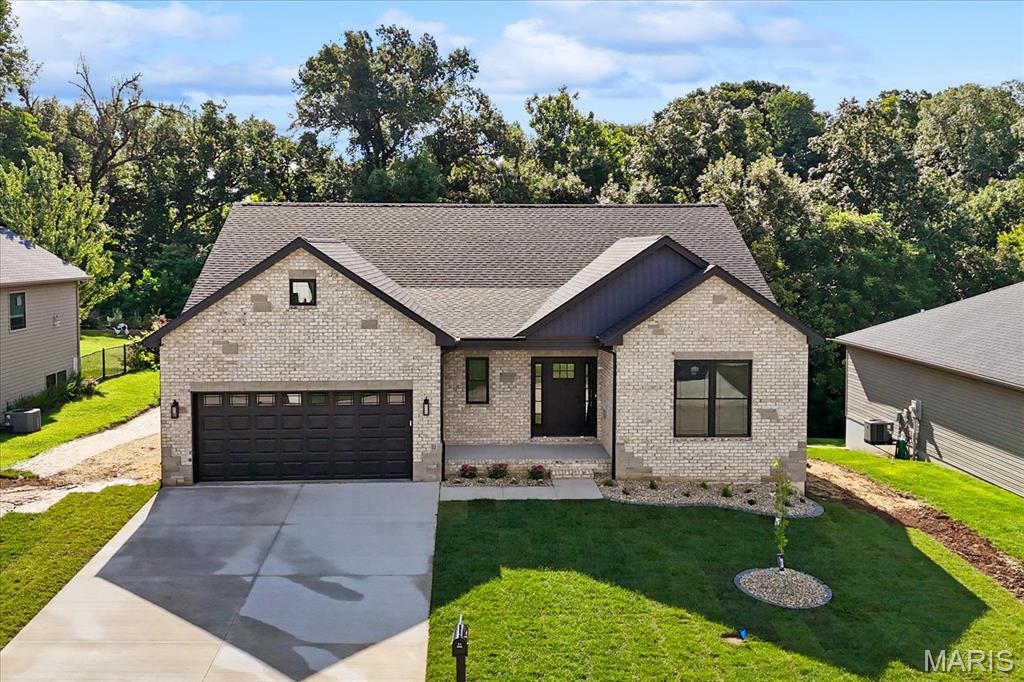 Photo of 960 Half Moon Lane Caseyville IL 62232