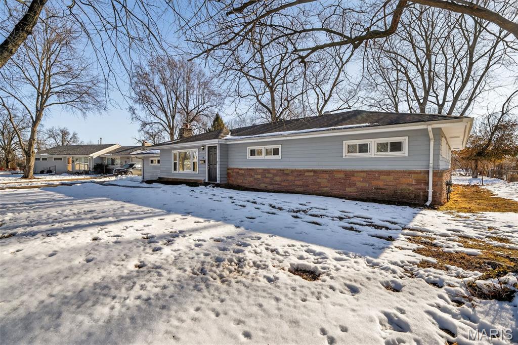 Photo of 14 Kenwood Drive Hazelwood MO 63042
