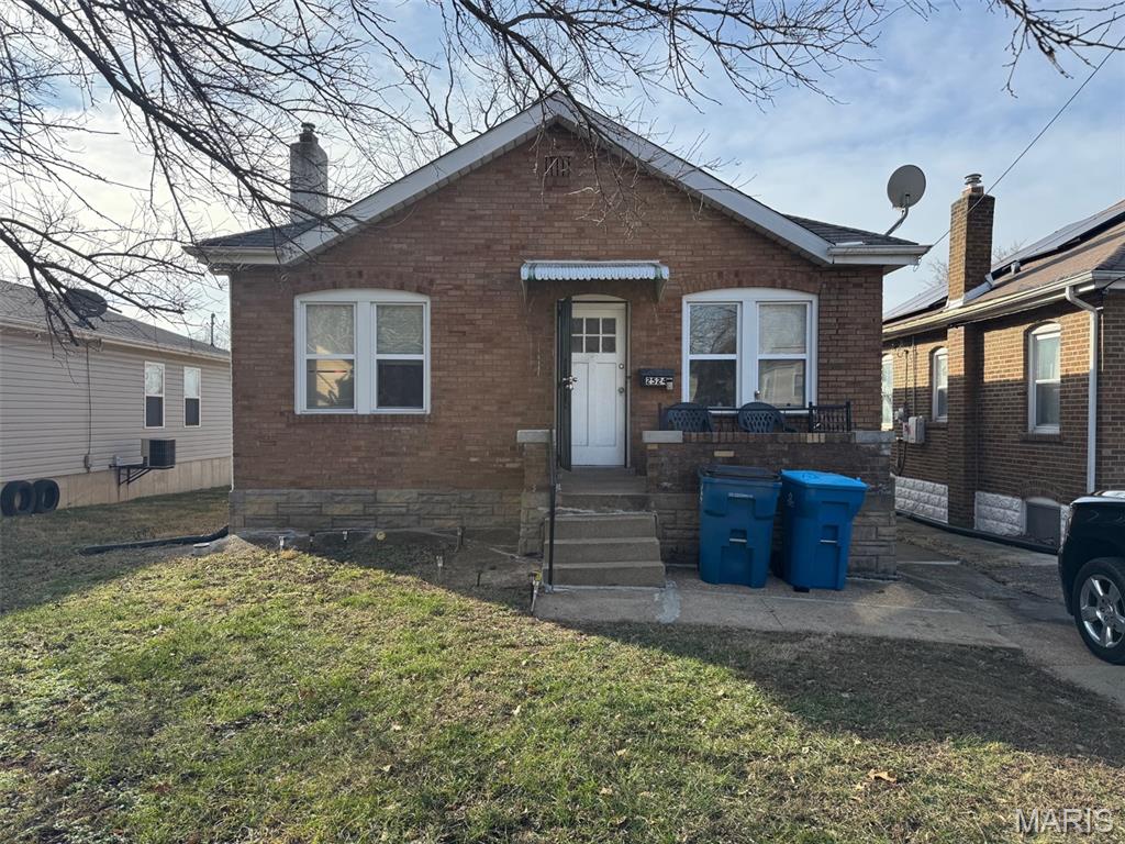 Photo of 2524 McLaran Avenue Jennings MO 63136
