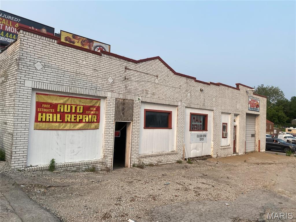 Photo of 7923 Saint Charles Rock Road Unincorporated MO 63114