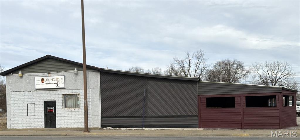 Photo of 1513 State Street East St Louis IL 62205