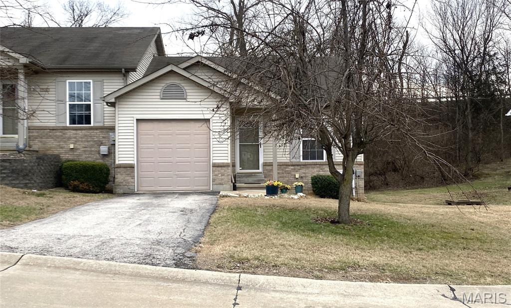 Photo of 2300 Willows Court Washington MO 63090