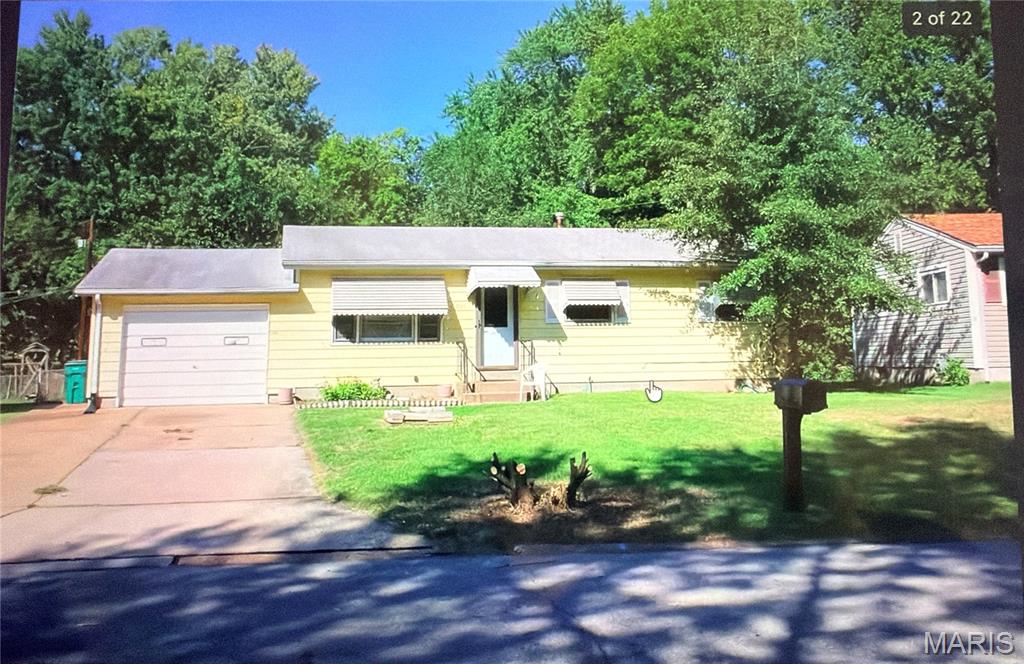 Photo of 11905 Homestead Avenue St Louis MO 63138