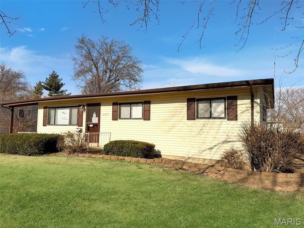 Photo of 2325 Pheasant Drive St Louis MO 63031