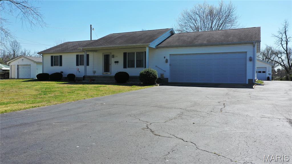 Photo of 701 E Dent Street Salem MO 65560