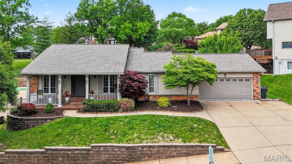 Photo of 5813 Amber Place Drive St Louis MO 63128