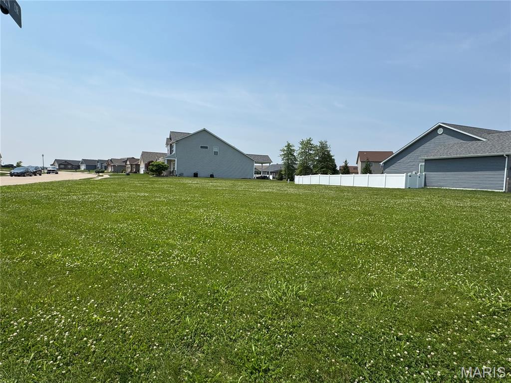 Photo of 420 Chamberlain Drive Troy IL 62294