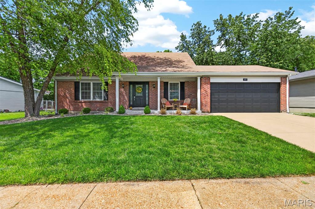 Photo of 693 Rustic Valley Drive Ballwin MO 63021
