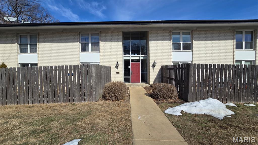 Photo of 10407 Briarbend Drive #3 Unincorporated MO 63146