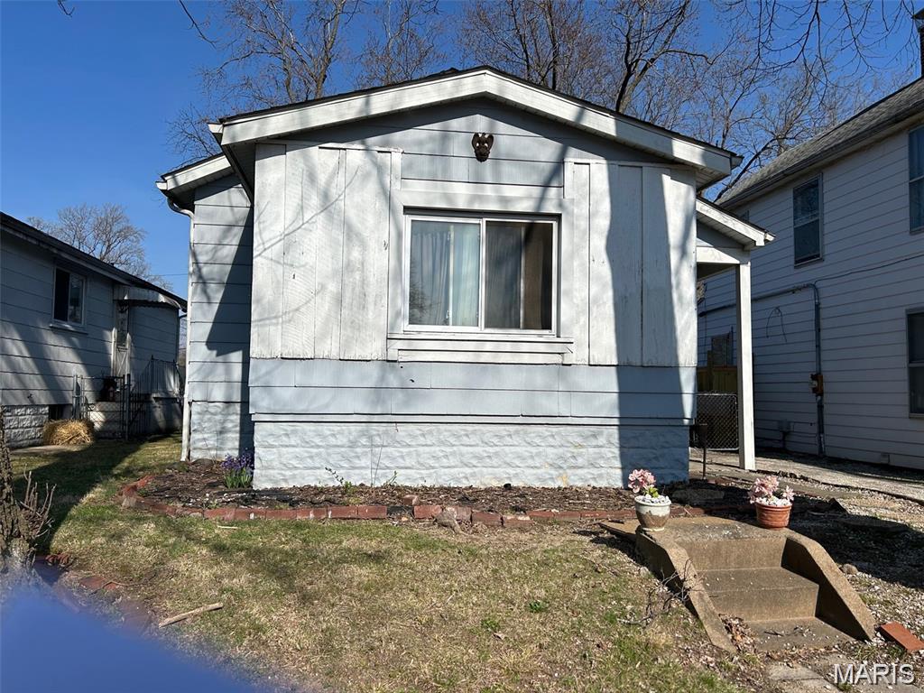 Photo of 1715 Muren Boulevard Belleville IL 62221
