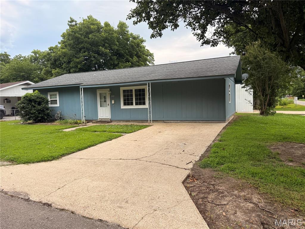 Photo of 309 Park Street Campbell MO 63933