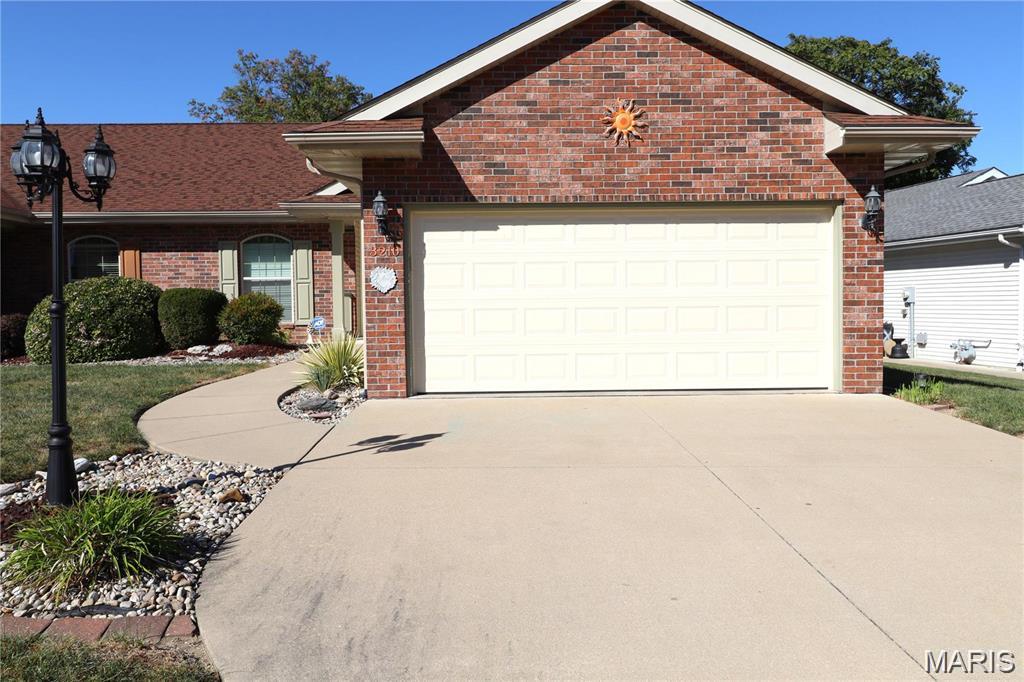 Photo of 3210 Leverett Court Alton IL 62002