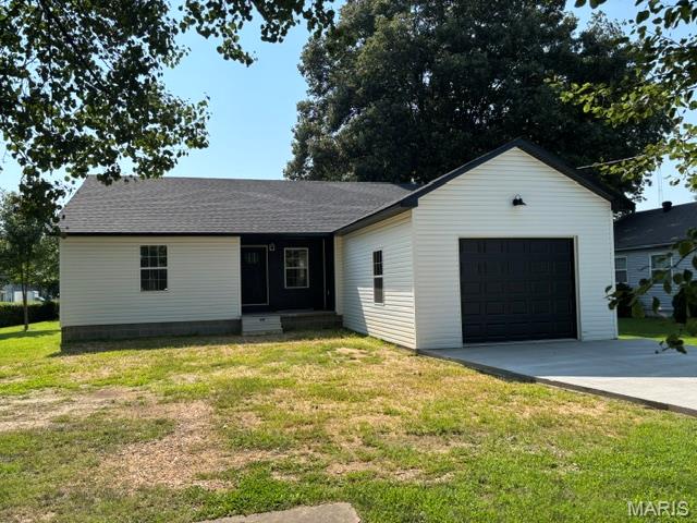 Photo of 128 S Mulberry St Dexter MO 63841