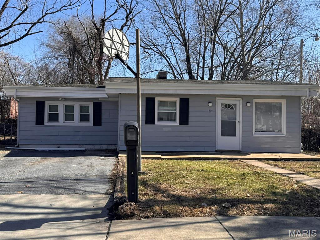 Photo of 226 N 8th Street Belleville IL 62220