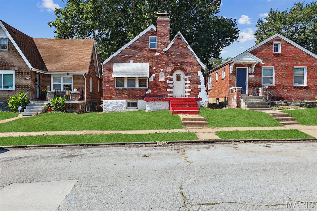 Photo of 5918 Dressell Avenue St Louis MO 63120
