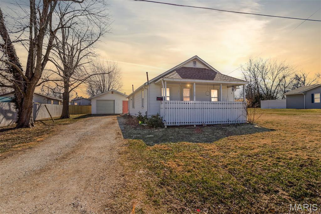 Photo of 509 Fremont Street Jerseyville IL 62052
