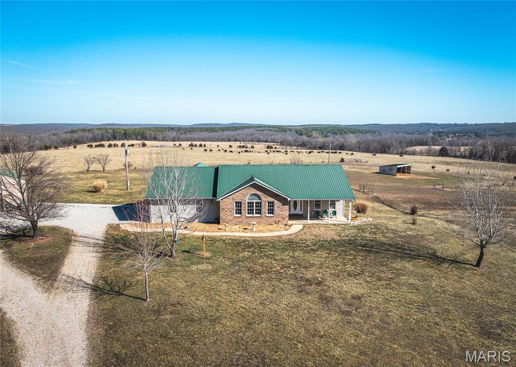 Photo of 37595 Westgate Road Plato MO 65552