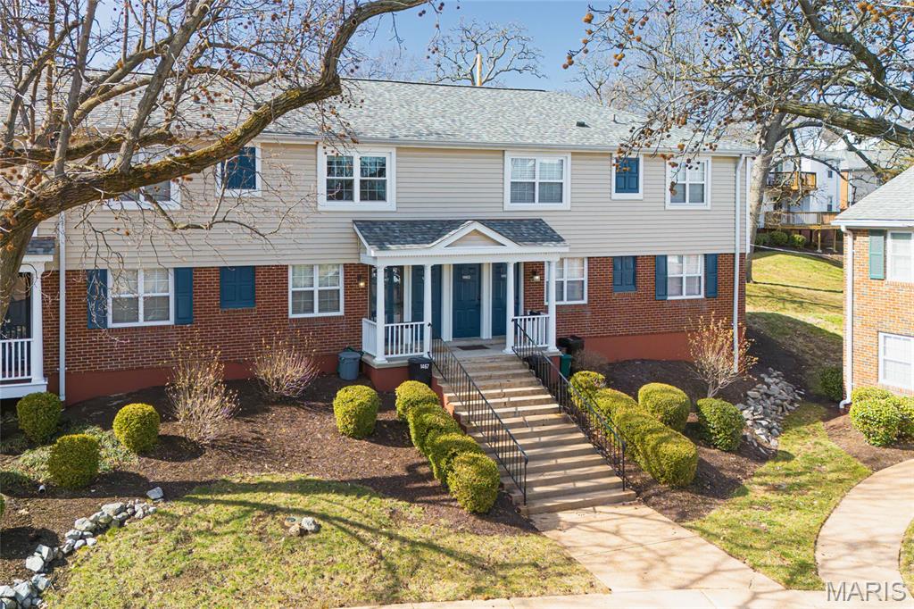 Photo of 1465 Bobolink Place Brentwood MO 63144