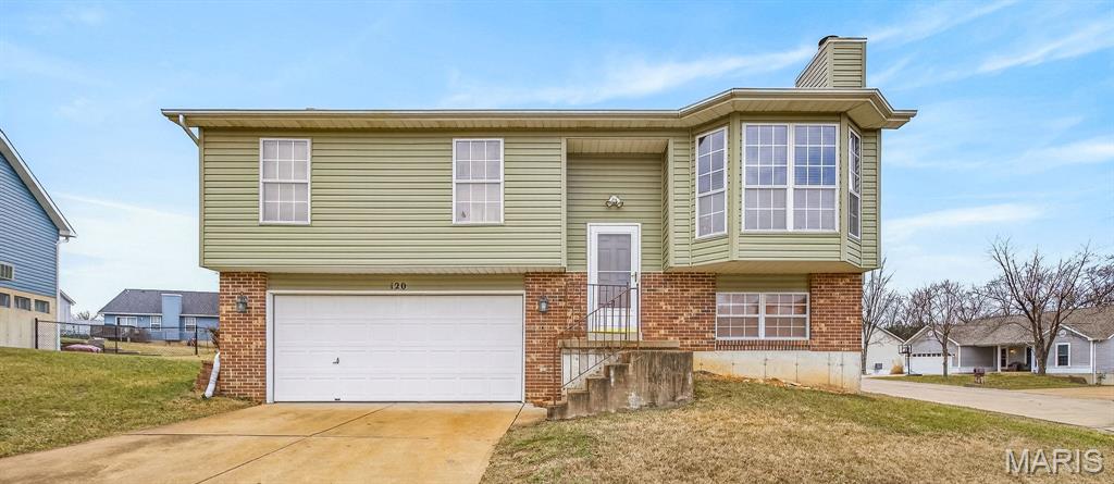 Photo of 120 Greenbrier Boulevard Festus MO 63028