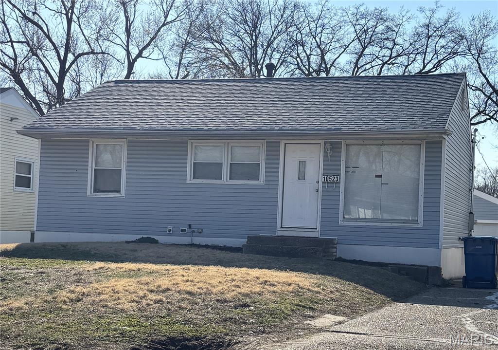 Photo of 10523 Prestwick Drive St Louis MO 63137